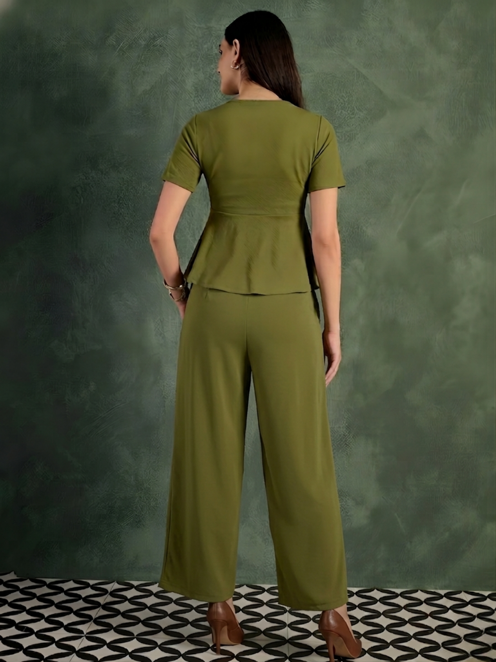 Stretchable Peplum Top & Pants Set